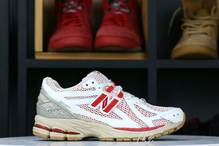 New Balance 1906R White Red M1906RO