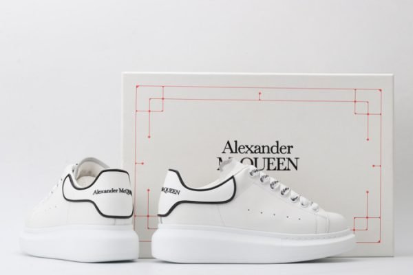 ALEXANDER MCQUEEN SNEAKER WHITE GLUE