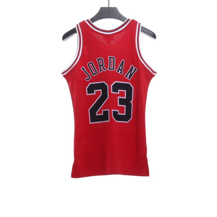 Bulls jersey No. 23