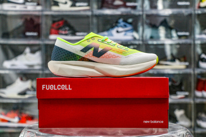 New Balance FuelCell Rebel v4 Bleached Lime Glo Hot Mango